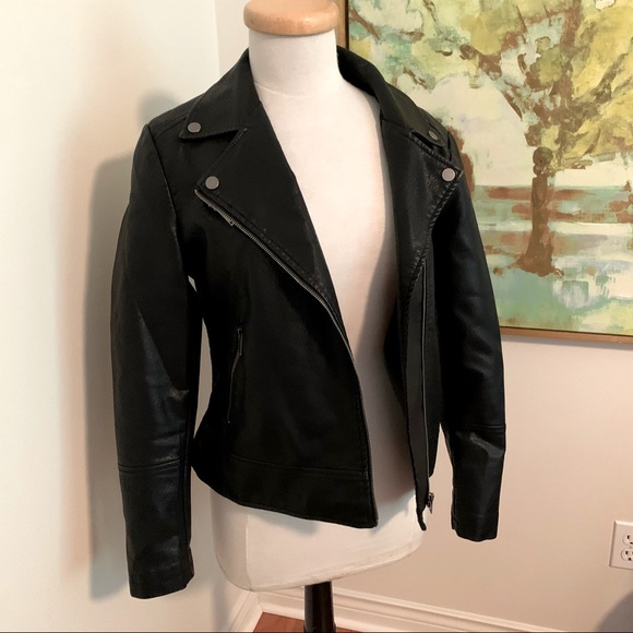 Vegan leather “biker” jacket - Le Chateau - Picture 1 of 6